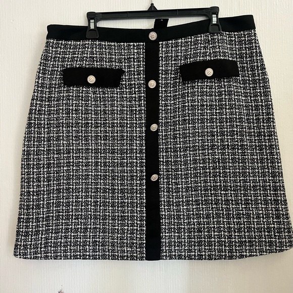 Allegra K Black and White Tweed Mini Skirt - Picture 1 of 9